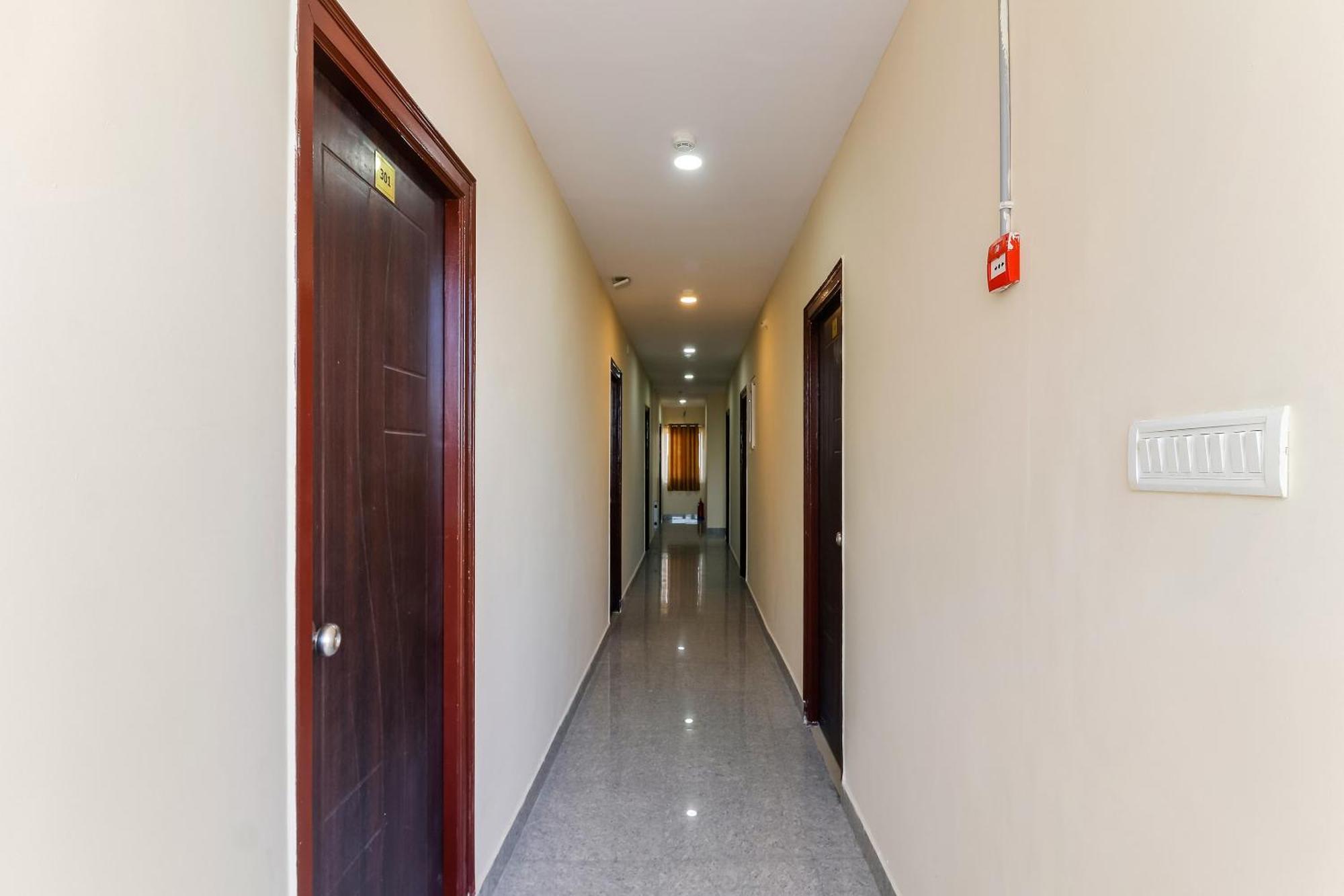 Oyo Flagship 79326 Lingampally Hyderabad Luaran gambar