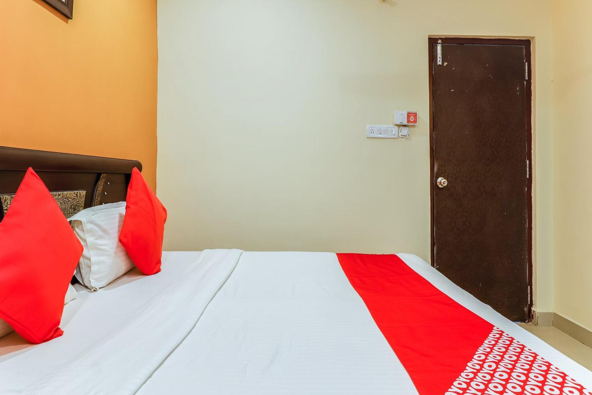 Oyo Flagship 79326 Lingampally Hyderabad Luaran gambar